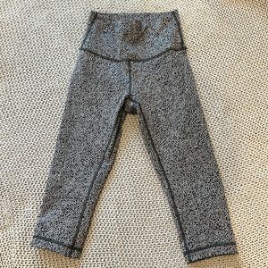 Lululemon Wunder Under Crop Leggings